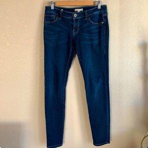 Cabi women’s straight leg jeans. (4)